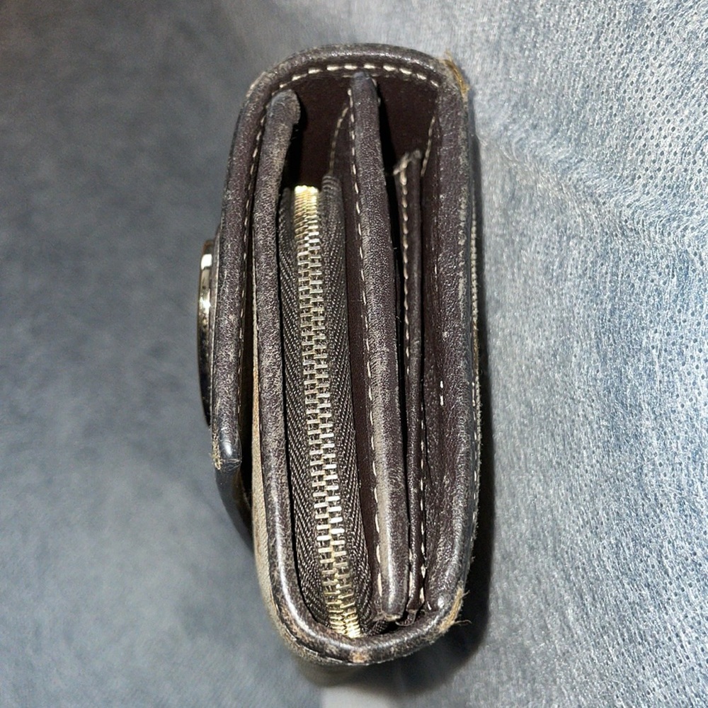 GUCCI HEART SIGNATURE JACQUARD GG BROWN LEATHER TRIM WALLET - Picture 7 of 12